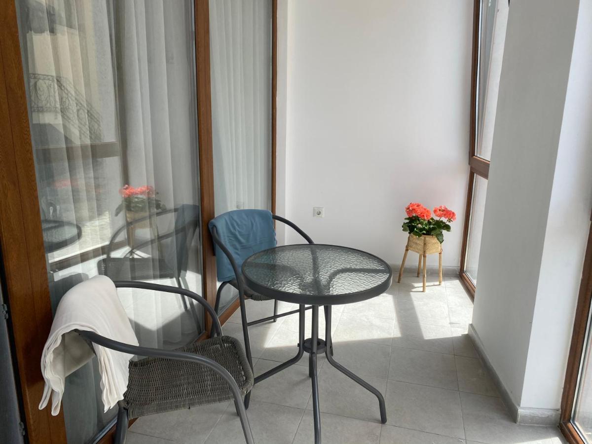 Sea Apartment Maria Balchik Exterior foto